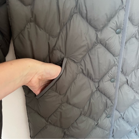 Uniqlo Ultra Light Down Relaxed Coat Olive XS Longline Quilted Jacket - Picture 4 of 14
